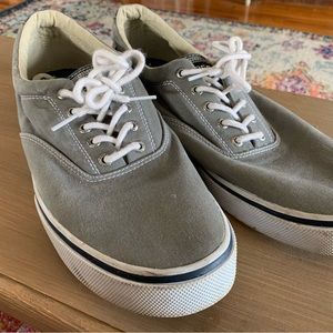 Sperry canvas loafers (men’s 13)